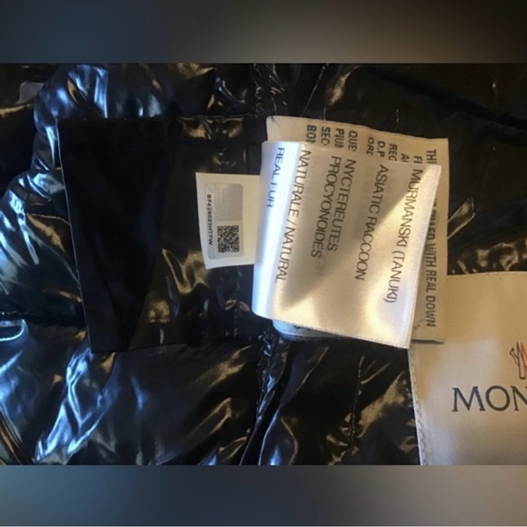 Armoise Short Down Jacket size 0 Verified-Certified Moncler Excellent Condition - Picture 10 of 12